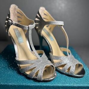 Betsey Johnson sb-tee T-Strap Silver Glitter High Heel Sandal